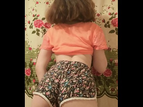 ❤️ Sexy junges Babe zieht ihre Shorts vor der Kamera aus ❤❌ Porn video bei uns de.ixiporn-com.ru