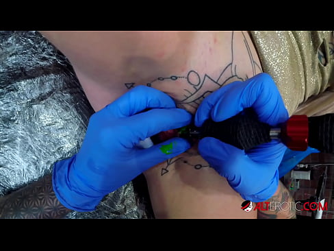 ❤️ Extrem tätowierte Hottie Sully Savage hat ein Tattoo auf ihrer Klitoris ❤❌ Porn video bei uns de.ixiporn-com.ru